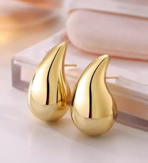 Water Drop Earrings (Golden)